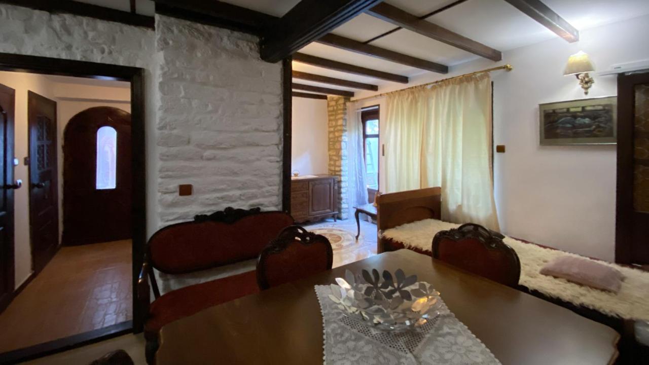 Старата Баkалия The Old Grocery, Guest Rooms บัลชิค ภายนอก รูปภาพ