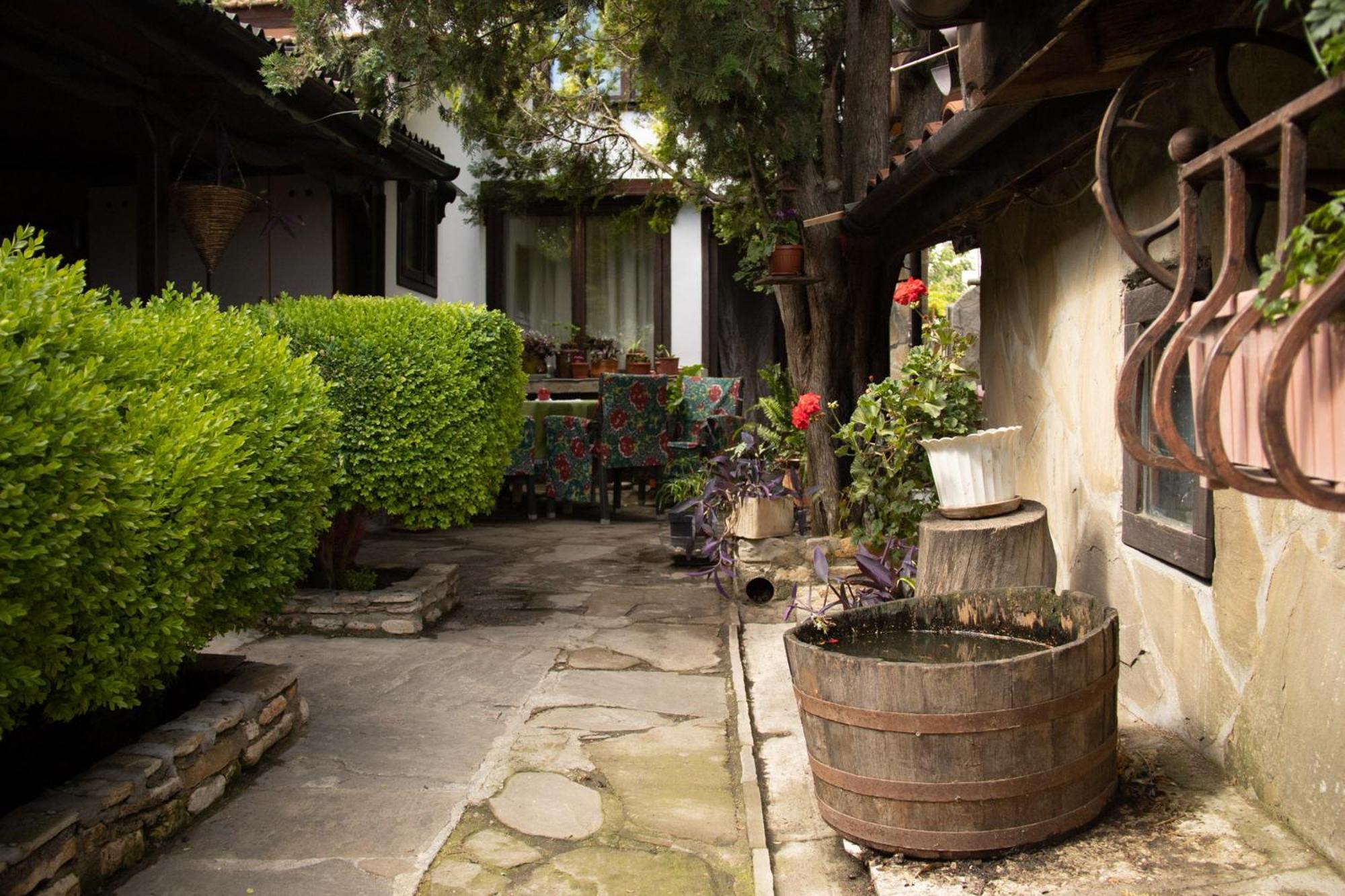 Старата Баkалия The Old Grocery, Guest Rooms บัลชิค ภายนอก รูปภาพ