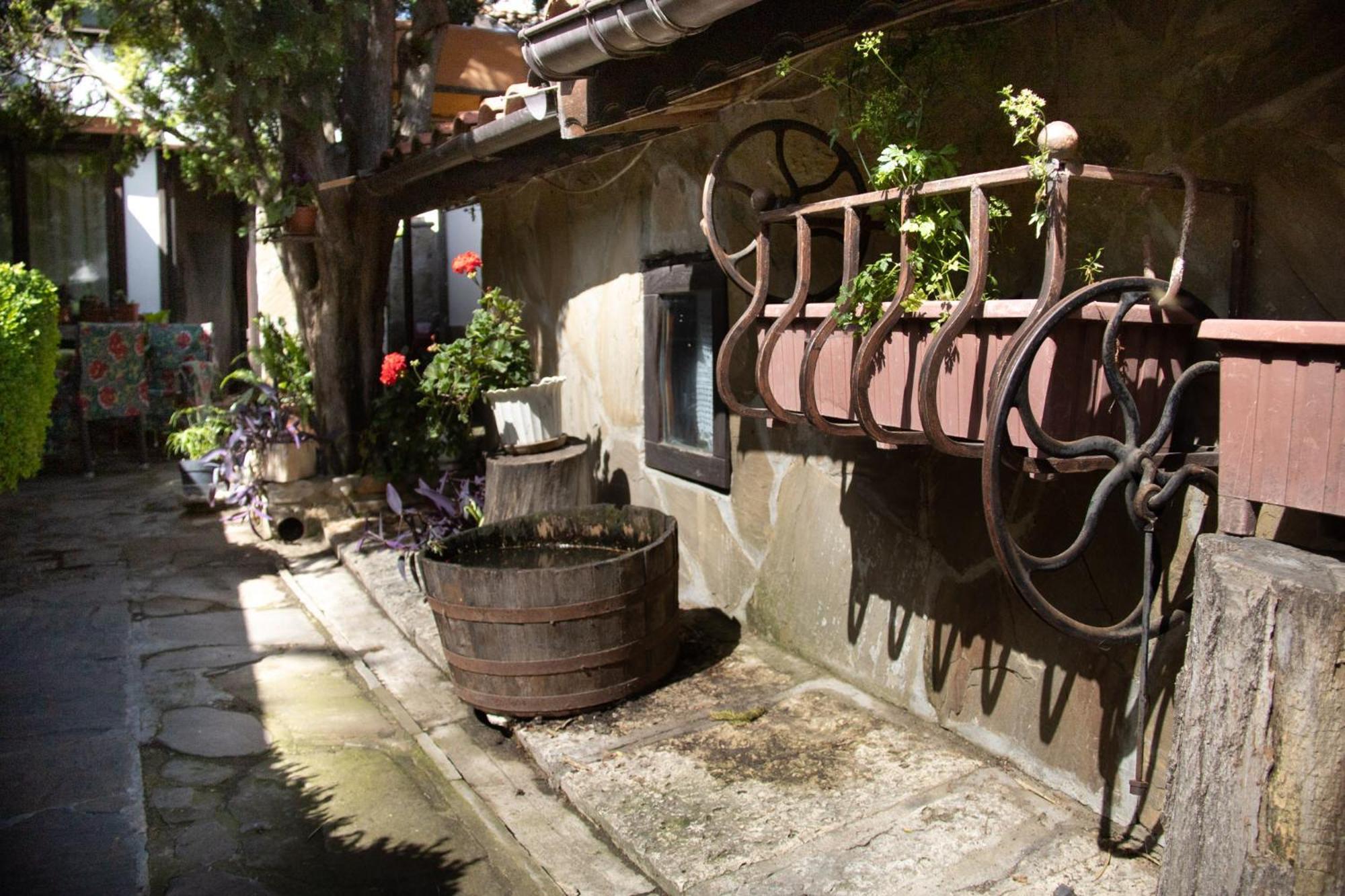 Старата Баkалия The Old Grocery, Guest Rooms บัลชิค ภายนอก รูปภาพ